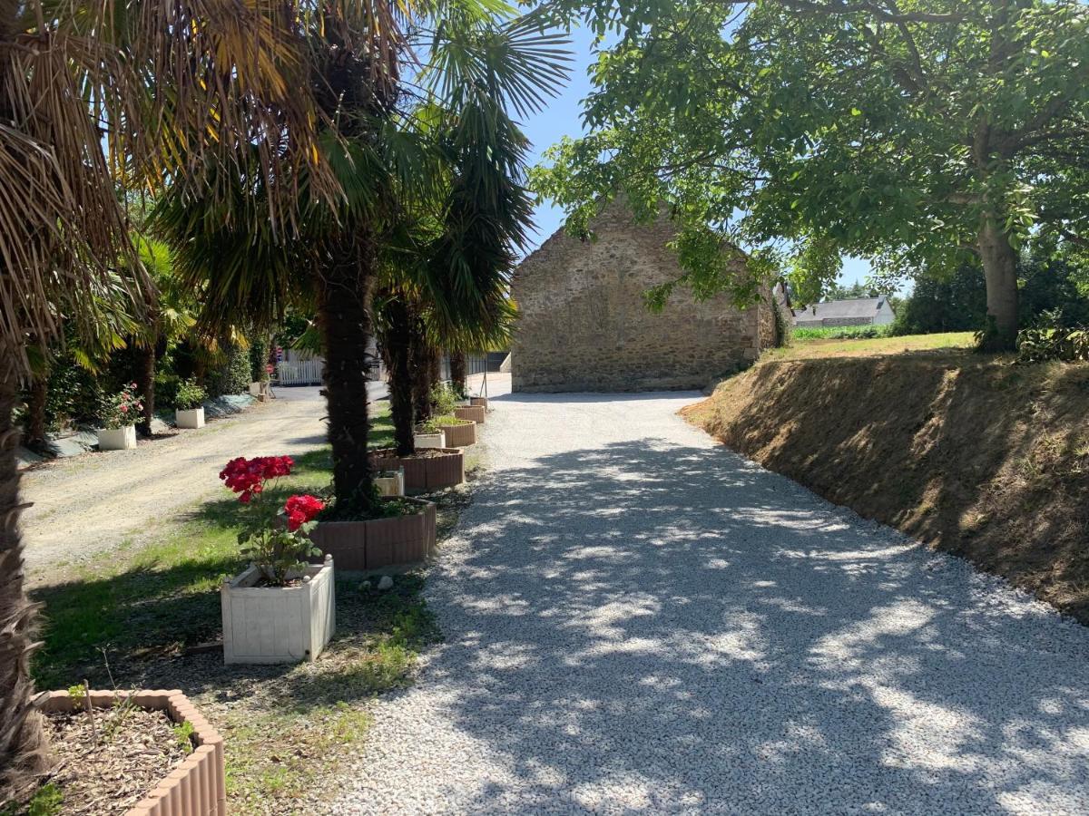 Bed and Breakfast La Giendrotais Corseul Exterior foto